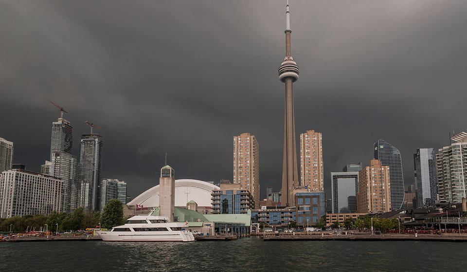 Toronto is about to see a dramatic 20-degree temperature drop with a chance of severe thunder storms