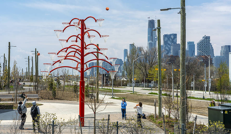Toronto’s new 4 km waterfront art trail is officially open to explore – with 7 free massive installations to visit
