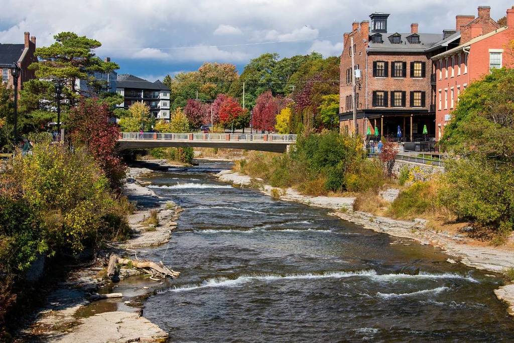 Two Lake Ontario beaches, a riverside downtown, and a relaxed summer escape just 90 minutes from Toronto