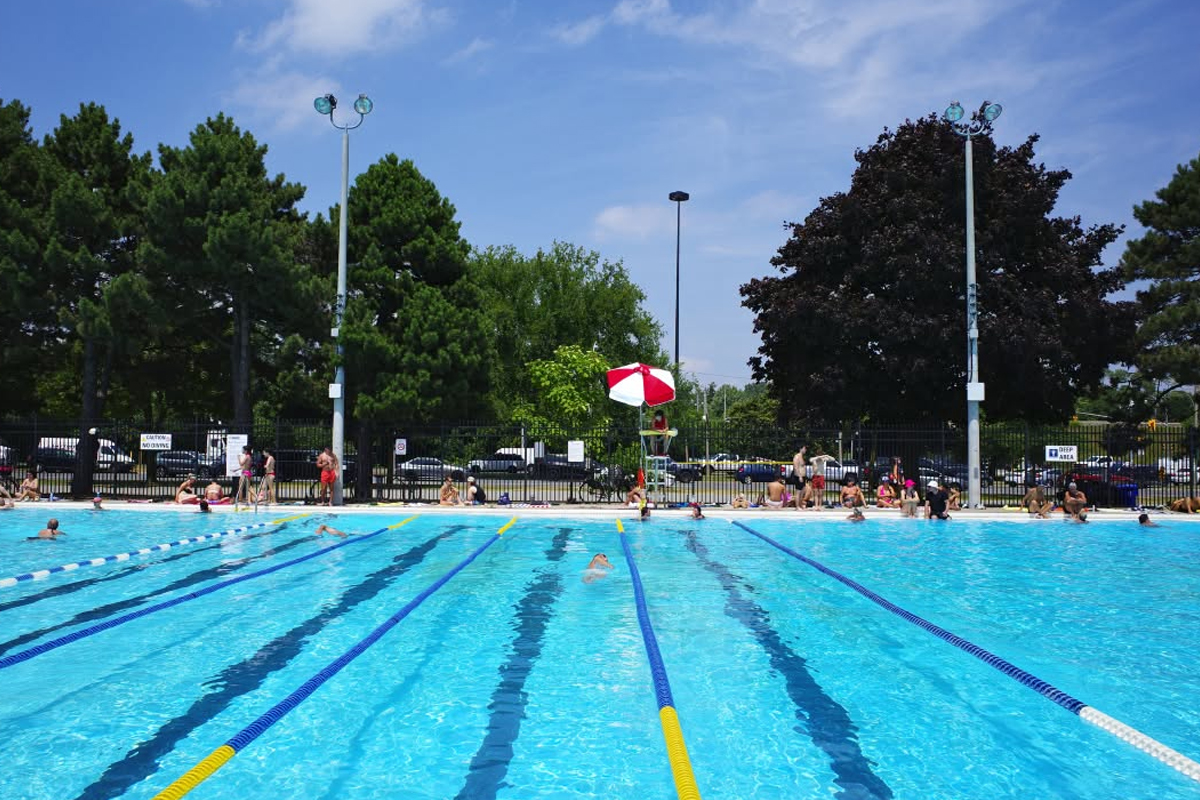 Toronto officially extends outdoor pool hours until nearly midnight at ...