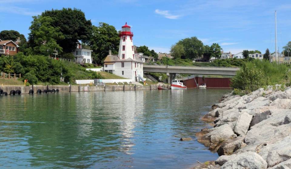 This charming beach town 3 hours from Toronto has free beaches and a famous sunset bagpipe parade