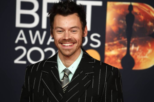 Harry Styles fait escale à Toronto pour la seule date canadienne de sa tournée, et les billets sont disponibles à partir de seulement 80 $