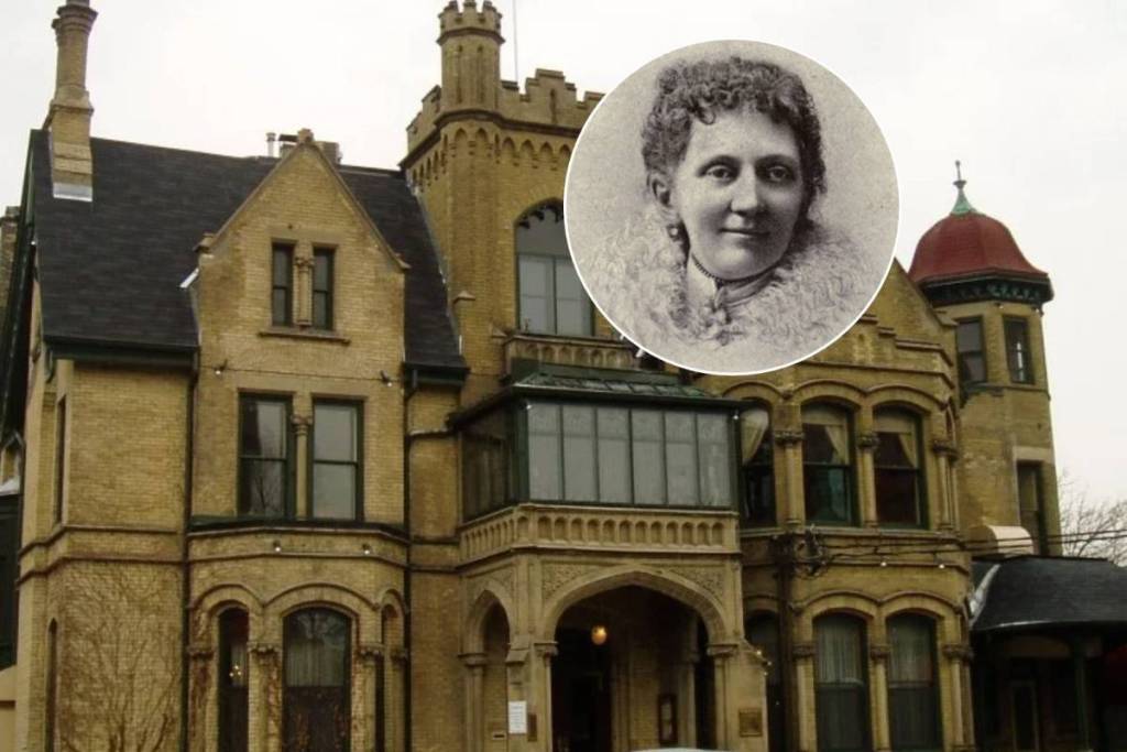 This Toronto restaurant is supposedly haunted by a ghost that still hangs over the staircase