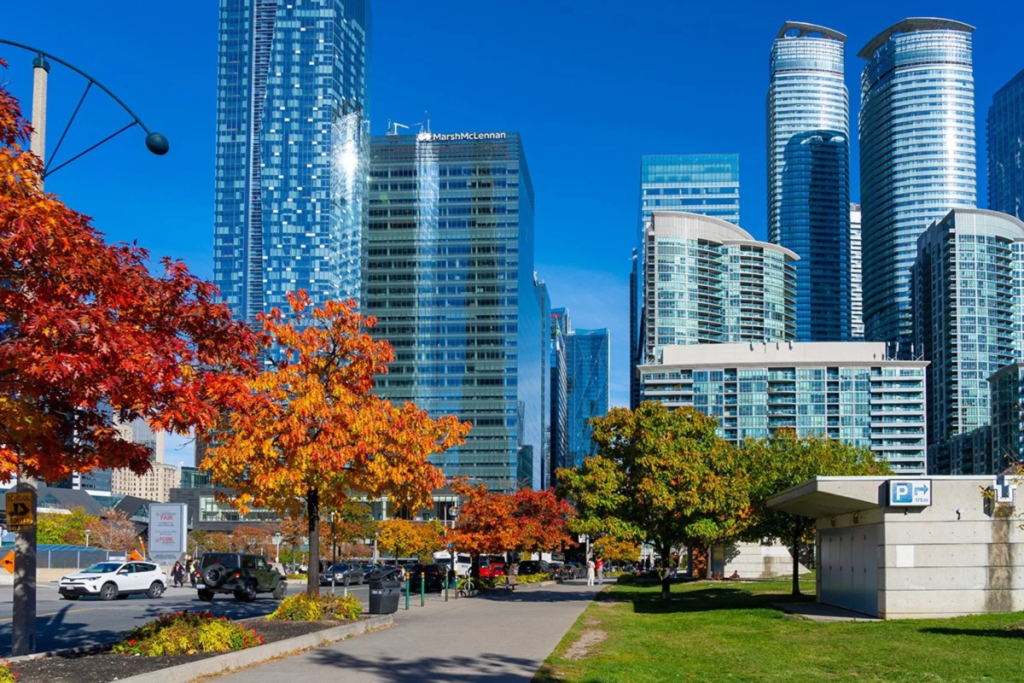 Toronto rents have fallen for 32 straight months as prices hit 5-year September low