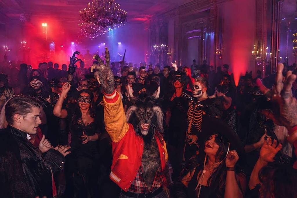 You can learn Michael Jackson’s ‘Thriller’ dance at this Halloween party near Toronto