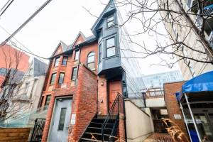 This bizarre Toronto house looks like it was cut in half — and there’s a wild story behind it
