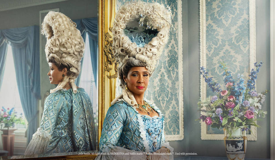 This Bridgerton-Themed Candlelight Concert In Vancouver Reimagines Pop Hits As Classical Masterpieces