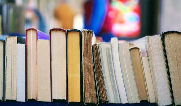 5 Buchempfehlungen zum Verschenken zu Weihnachten