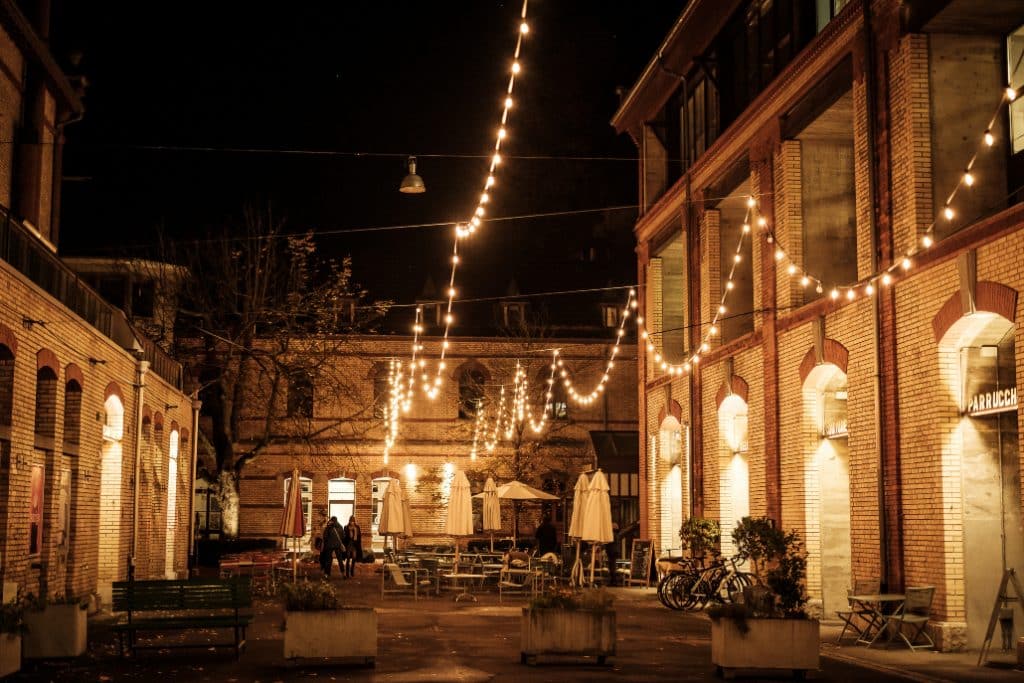 Eine RockHommage wird euch präsentiert von Candlelight