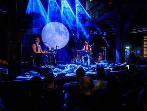 Wellness auf musikalische Art: Die Traumkonzerte von Polarkreis-18-Sänger Felix Räuber kommen am 20. Februar 2026 ins Volkshaus Zürich