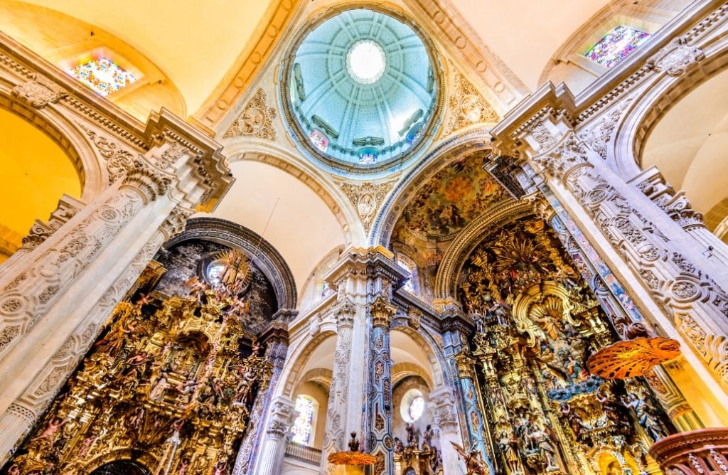 7 curiosidades que no sabías de la iglesia del Salvador