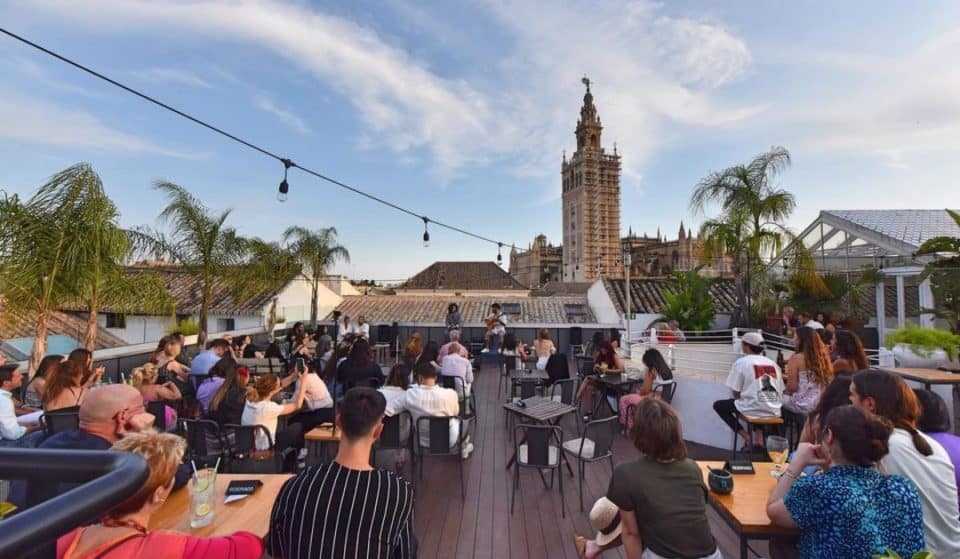 Les 10 meilleurs bars avec musique live à Séville : du patio flamenco de La Carbonería au refuge « underground » d&rsquo;Urbano Comix