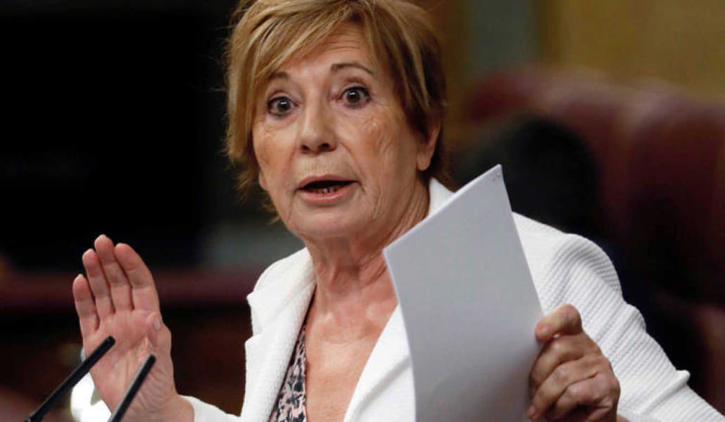 Celia Villalobos afirma que “la Semana Santa de Málaga ha superado a la de Sevilla”