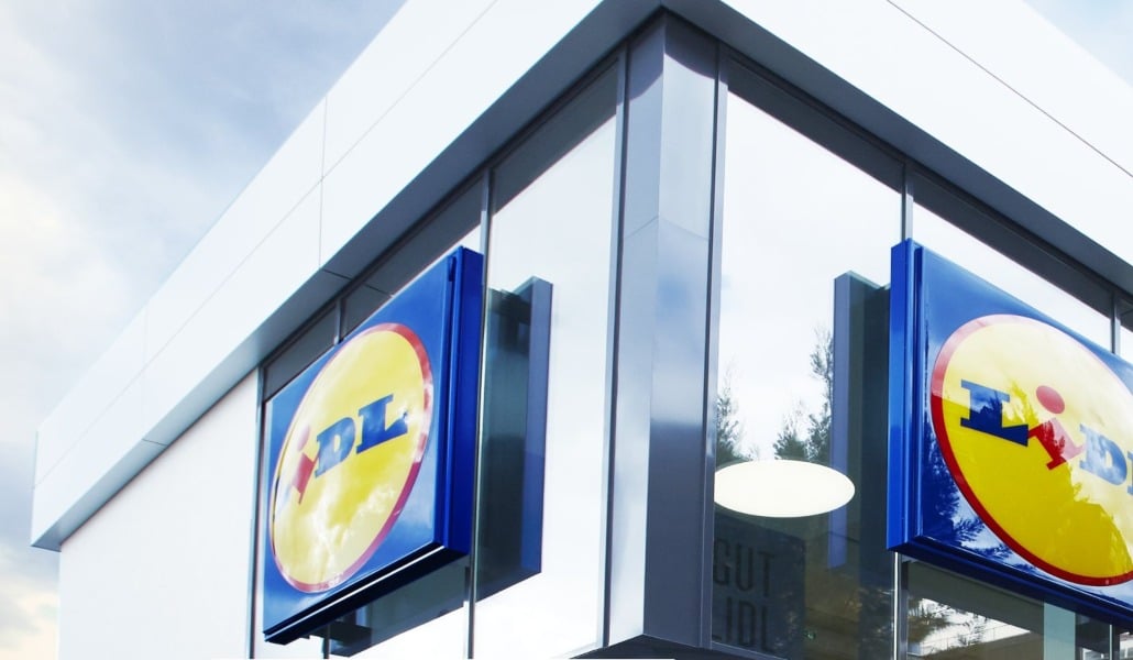 Lidl ofrece reparto gratuito a domicilio e instala mamparas en sus cajas