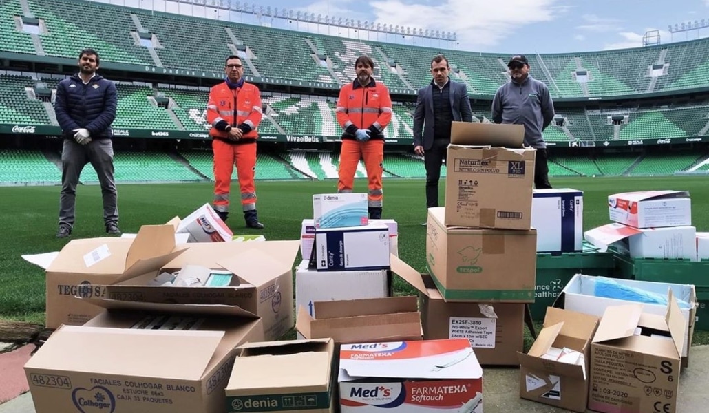 El Betis dona material sanitario al Hospital Virgen del Rocío