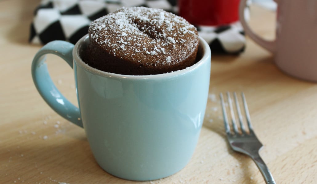 Mug Cake: cómo hacer el bizcocho de moda en solo 3 minutos