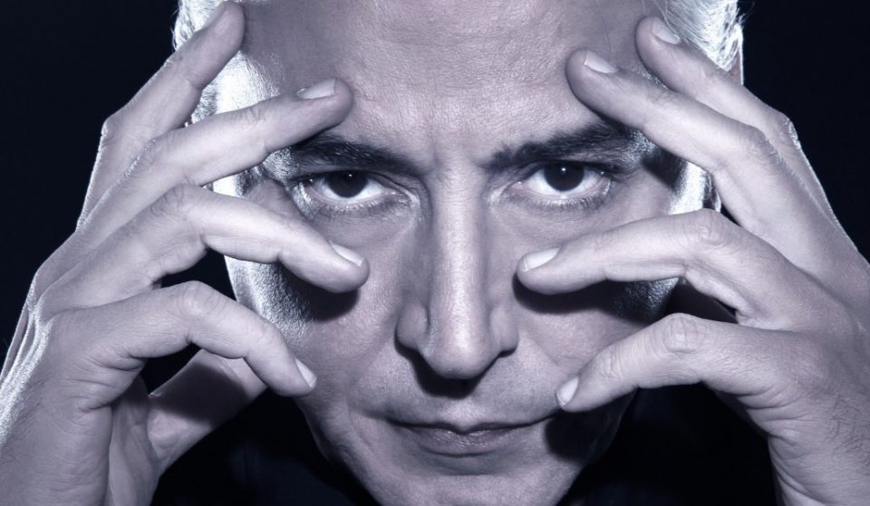 Anthony Blake, genio del mentalismo, leerá tus pensamientos desde casa
