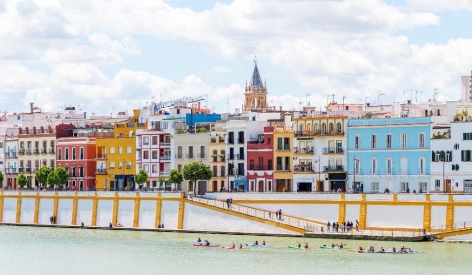 Sevilla tendrá un monumento a los sanitarios del Covid en la calle Betis