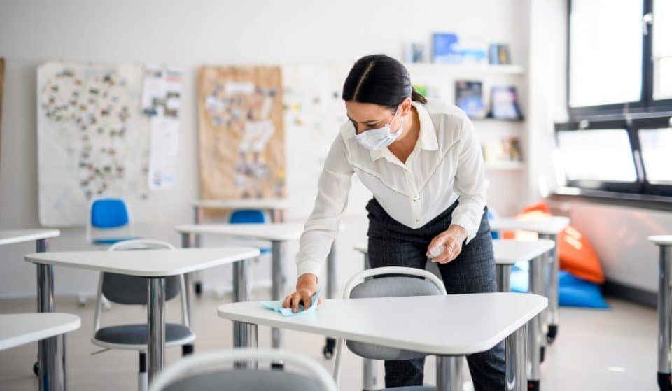Más de 1.000 profesores de refuerzo se incorporarán al inicio del curso en Sevilla