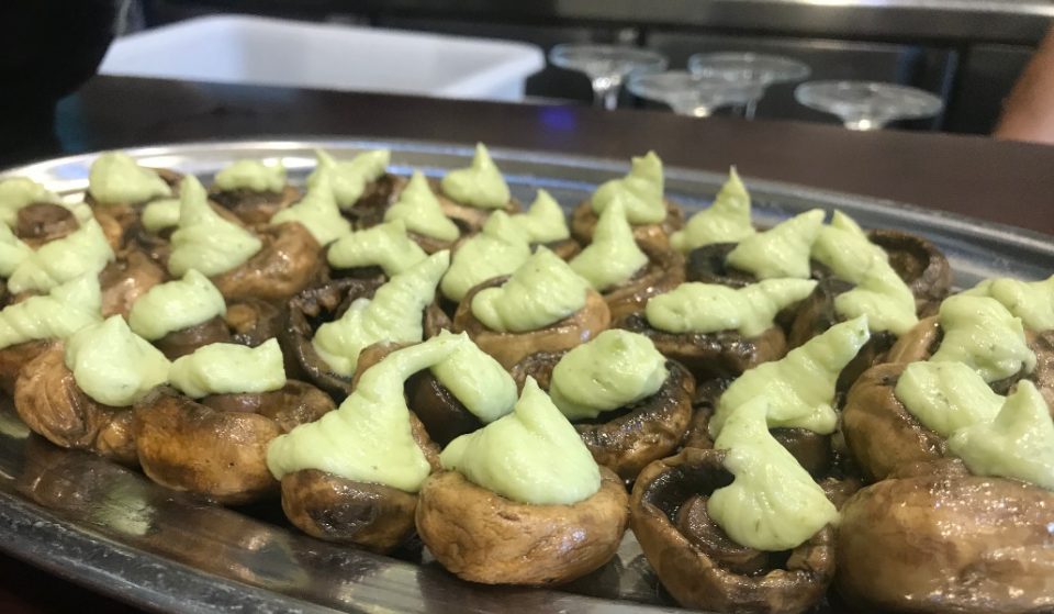 5 platos que solo puedes comer en Sevilla (y con los que morirás de placer)