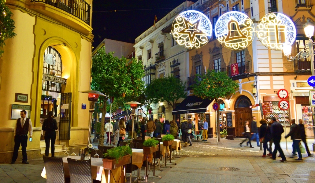 El centro de Sevilla estará aforado durante el puente