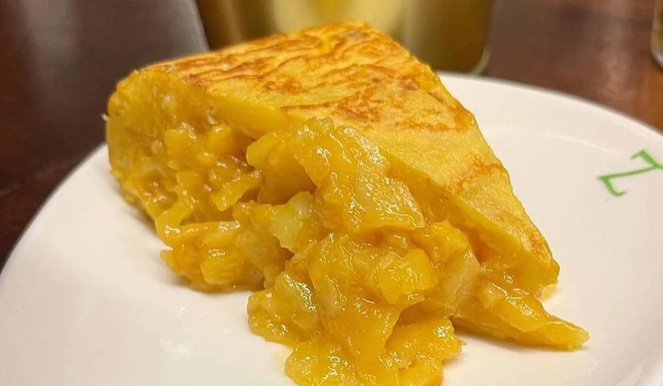 De la clásica con cebolla al estilo Betanzos: ruta por las 10 mejores tortillas de patata de Sevilla