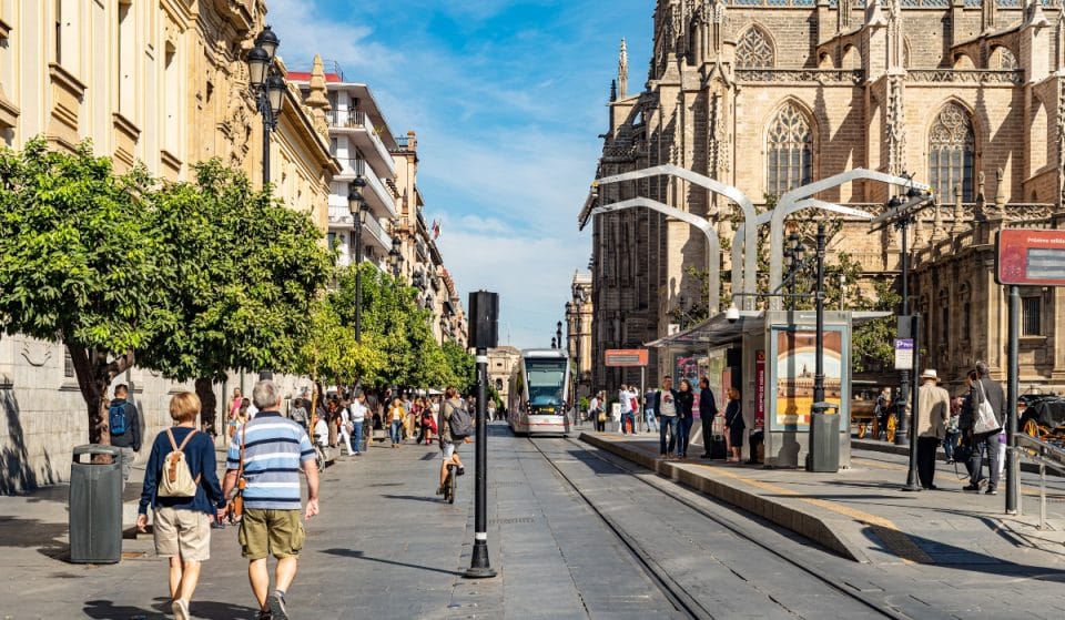 El Ayuntamiento pondrá toldos en la Avenida de la Constitución en la primavera de 2022