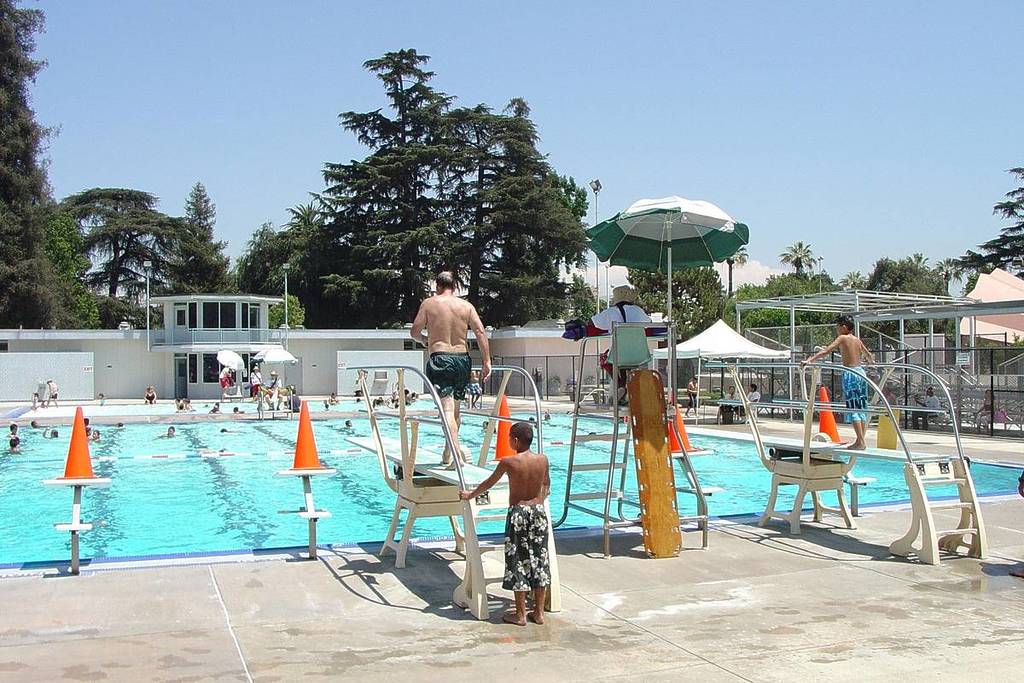 Piscinas municipales públicas Sevilla y provincia