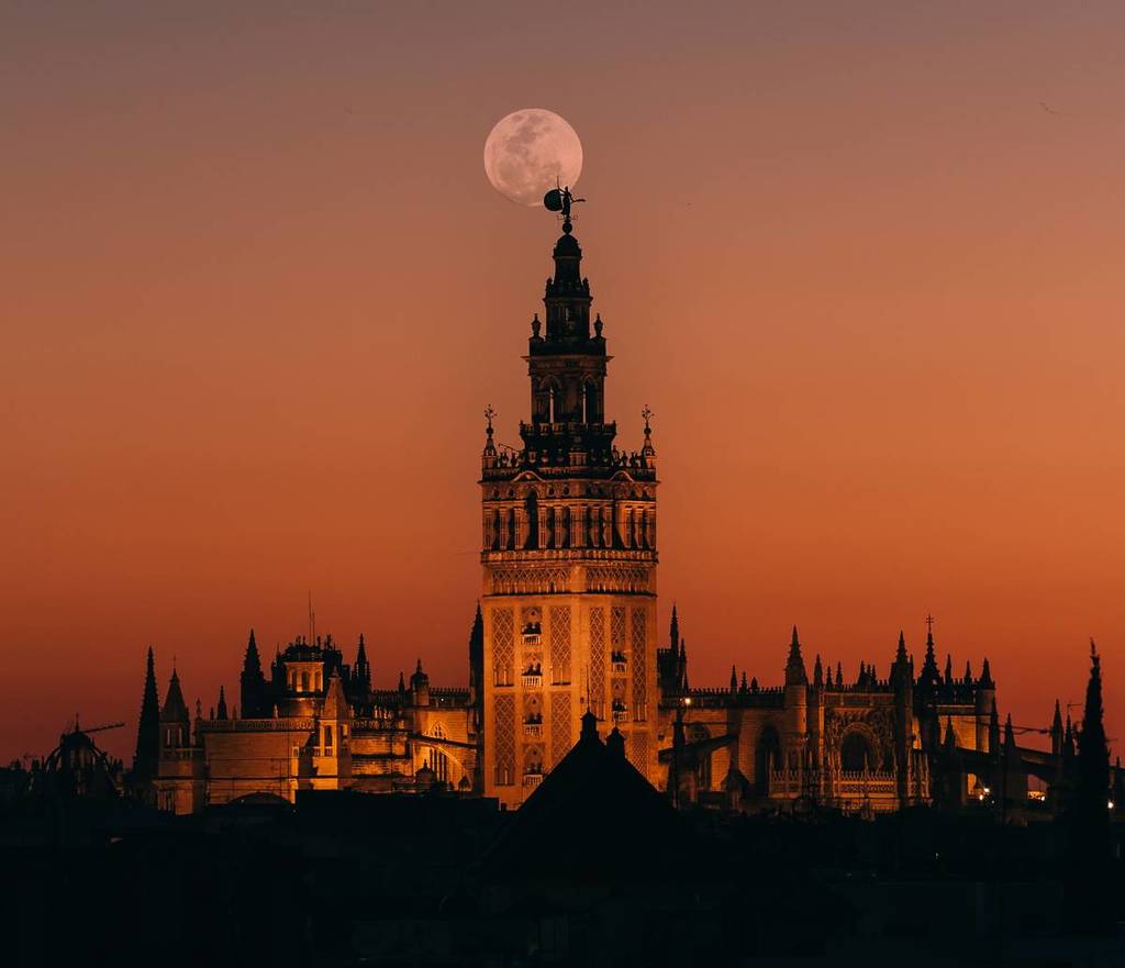 Luna Sevilla