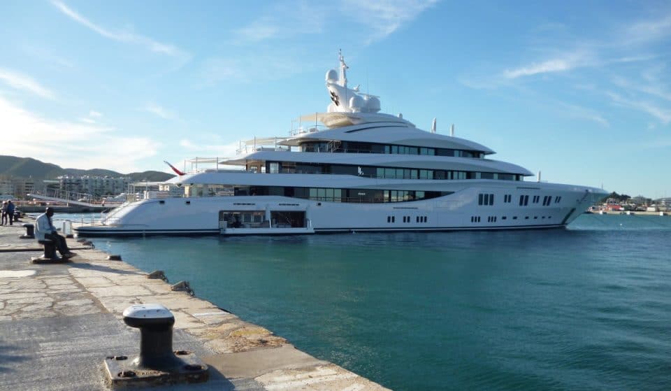 Lady Lara: el yate de 200 millones de euros llega a Sevilla desde Portimão
