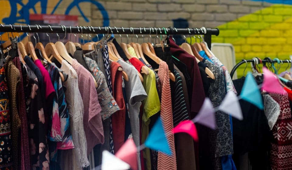 Cáritas abre su primera tienda de ropa en Sevilla