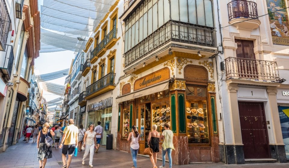 Sevilla tendrá toldos este verano, aunque solo en el centro