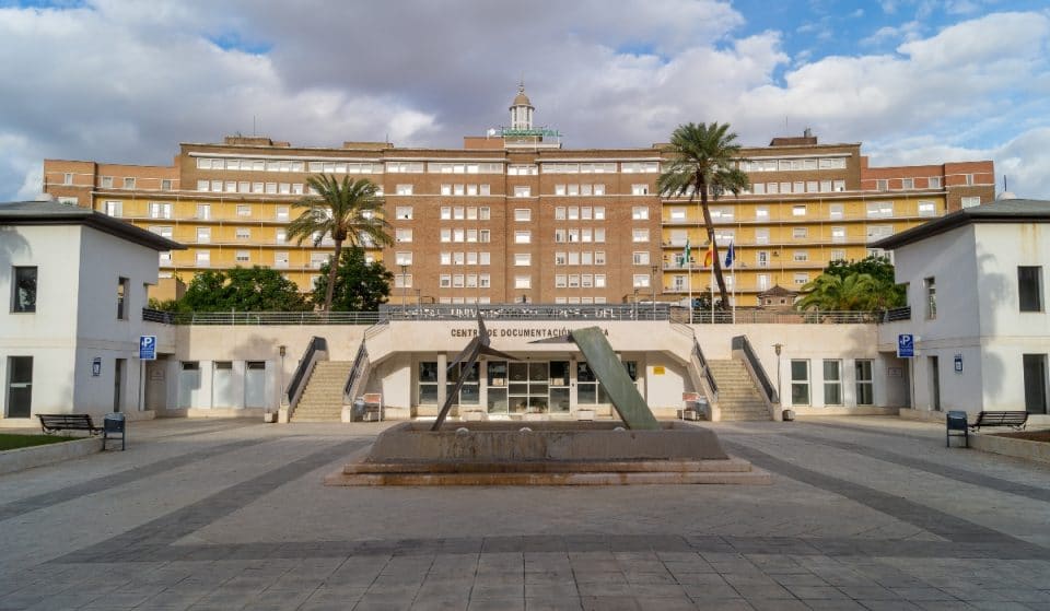 Un hospital sevillano es el que más personal tiene de España