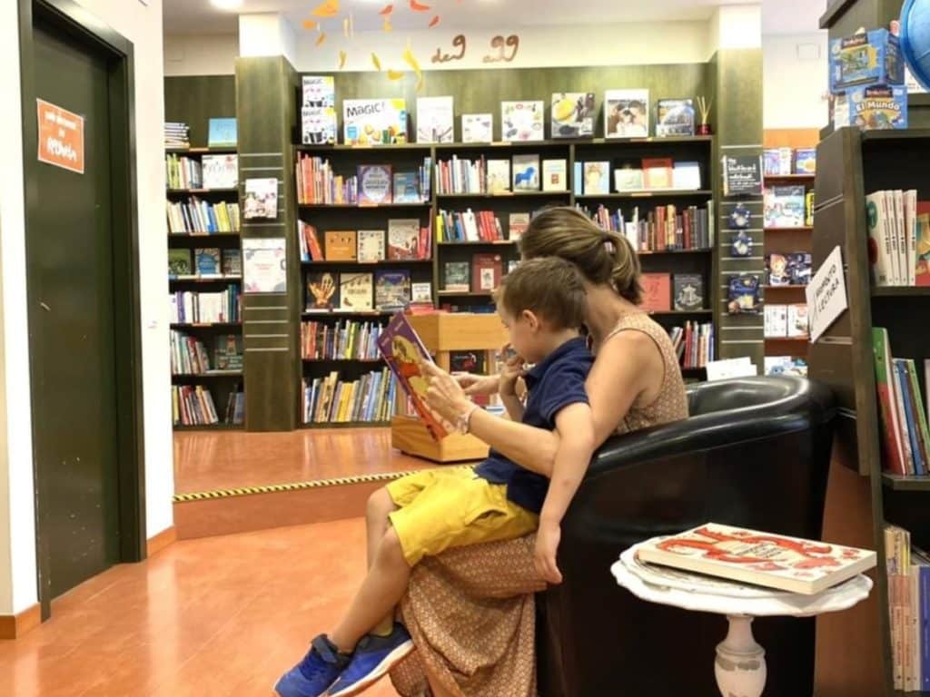 Rayuela librerías Sevilla