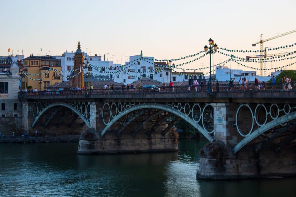 Planes fin de semana Sevilla velá de Triana