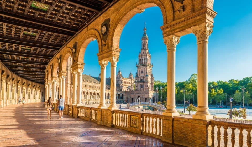 La Plaza de España de Sevilla, una de las plazas europeas con mayor encanto
