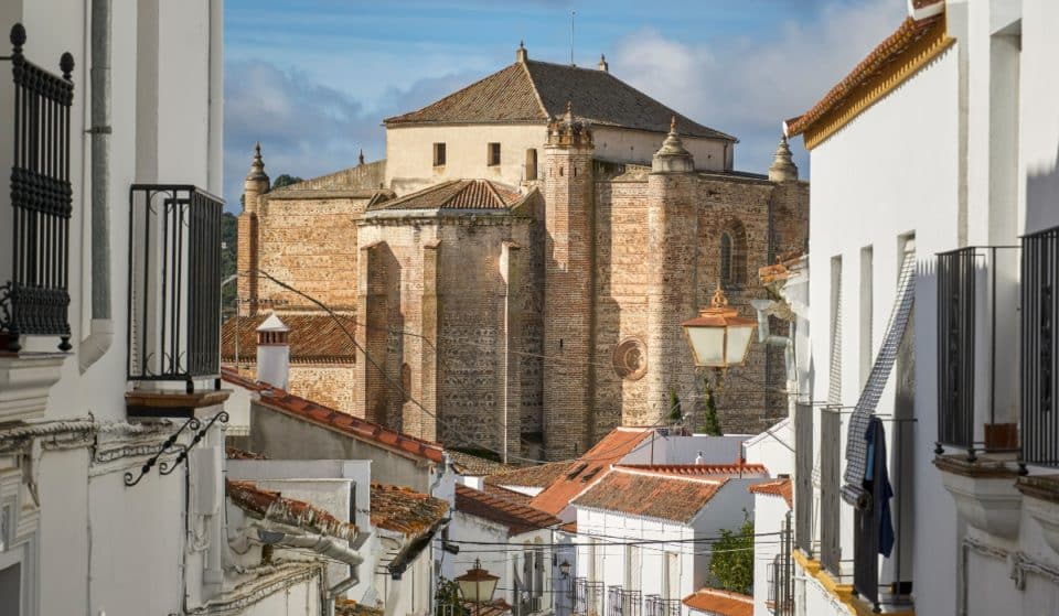 Este pueblo sevillano podría tener la iluminación navideña más bonita