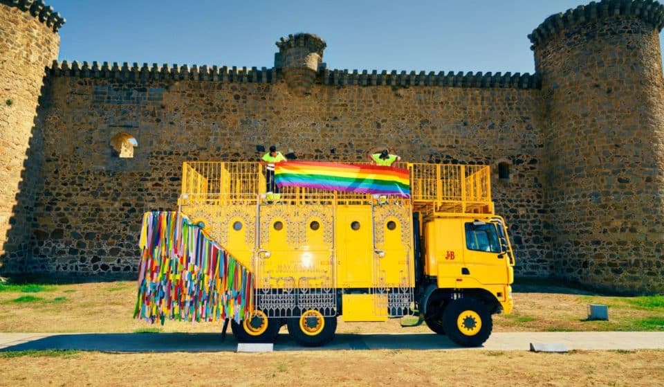 La Carroza «Estrella» de «Orgullo de Pueblo» de J&B participará en el desfile del Pride de Sevilla