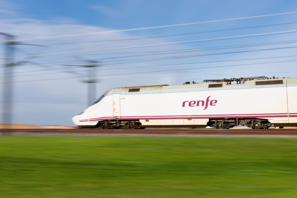 Exposición Lola Flores tren Renfe