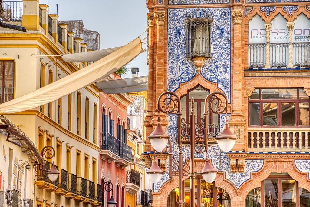Calle nombre más corto Sevilla