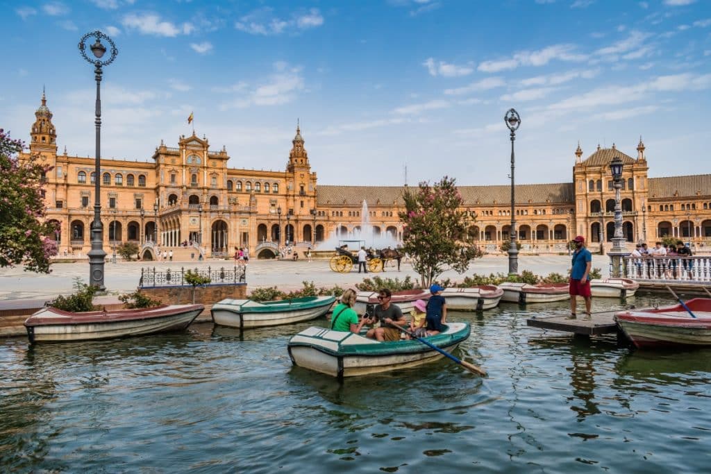Sevilla demasiado vulgar Daily Mail