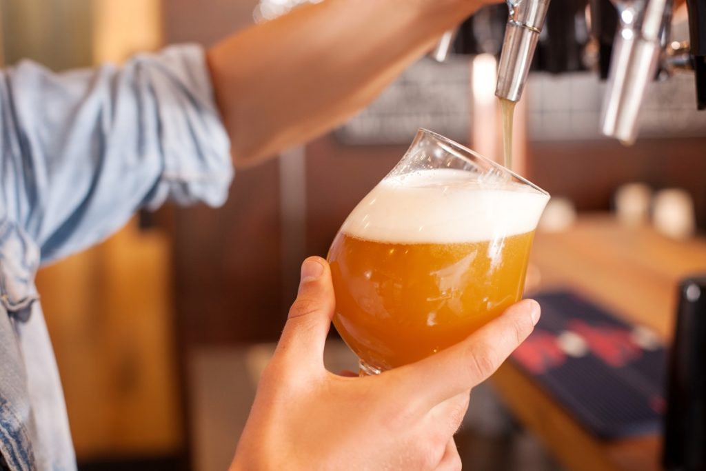 Cerveza gratis bar canela sevilla