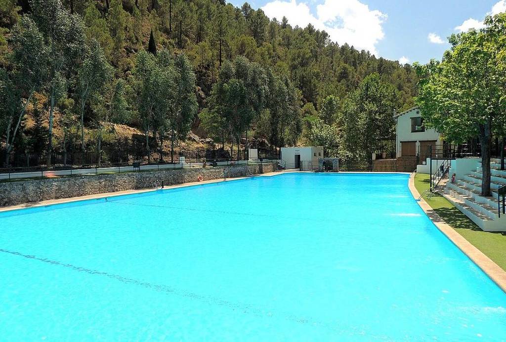 Amurjo Pool 2025