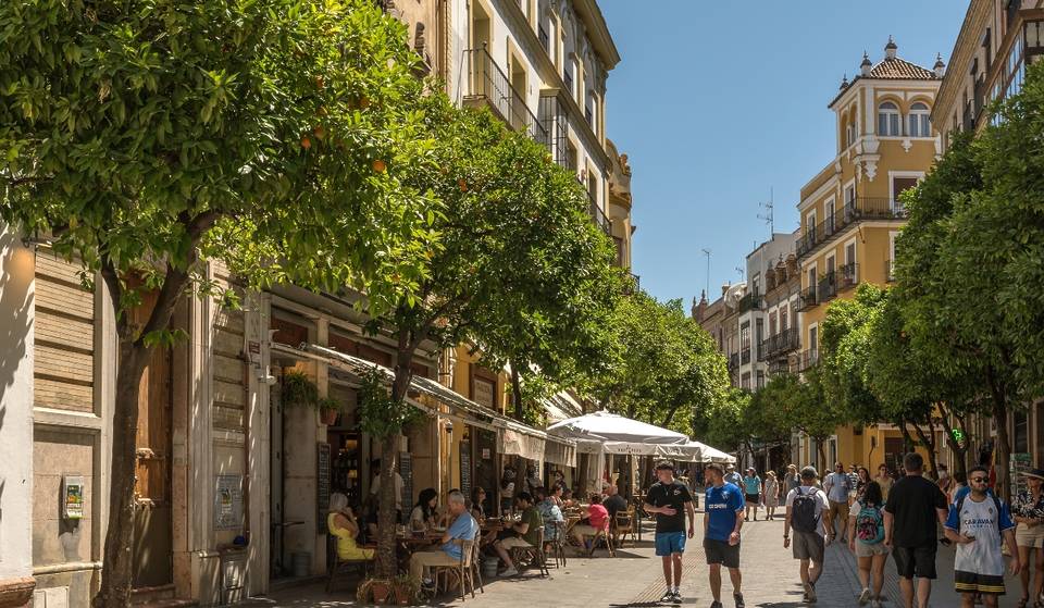 How many Maria or Manuel are there in Seville? The website that reveals how many people have your first and last names