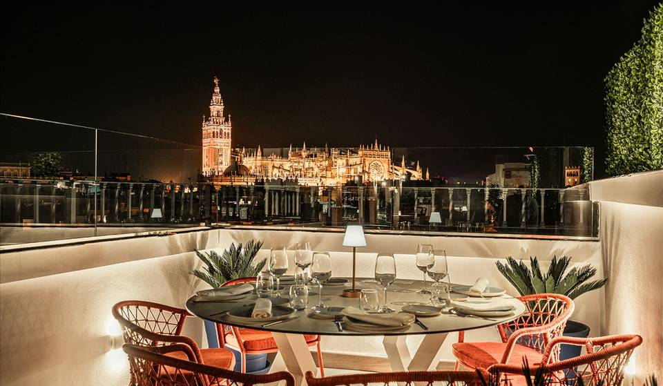 Esta espectacular terraza inaugura su temporada con una nueva propuesta gastronómica
