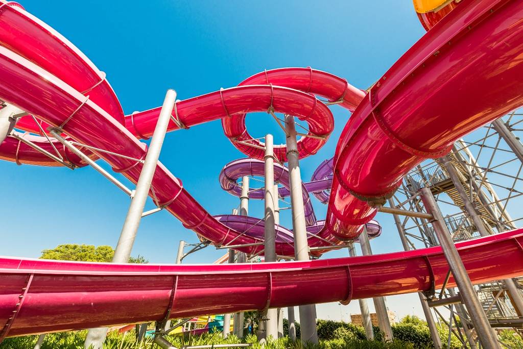 Aqua Mágica atracciones toboganes parques de atracciones Sevilla