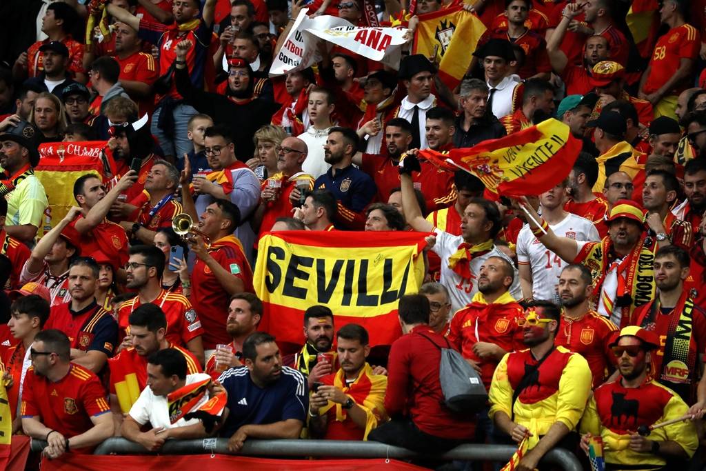 Giant screens to watch the Eurocopa semifinal