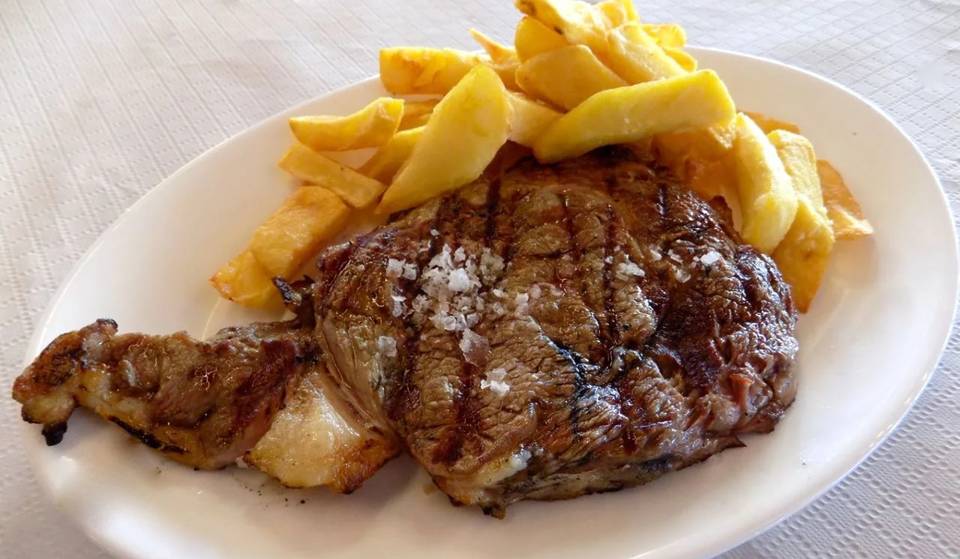 La choza de Manuela, one of the cheapest classics in the country with dishes from 3 €.