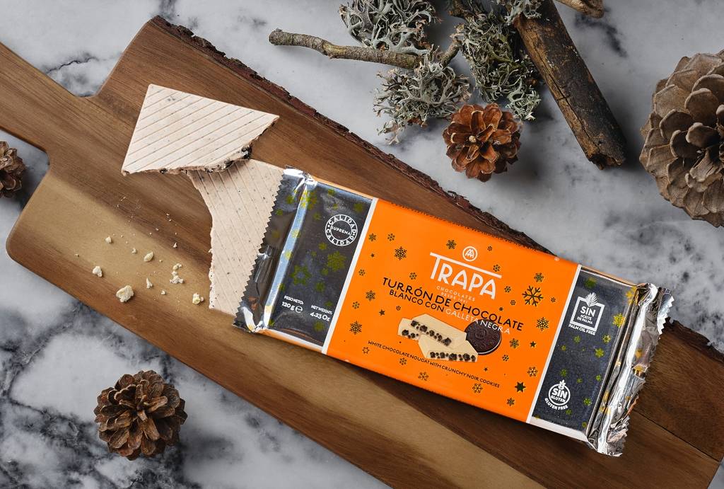 TURRÓN CRUJIENTE DE CHOCOLATE BLANCO CON GALLETA NEGRA (1)