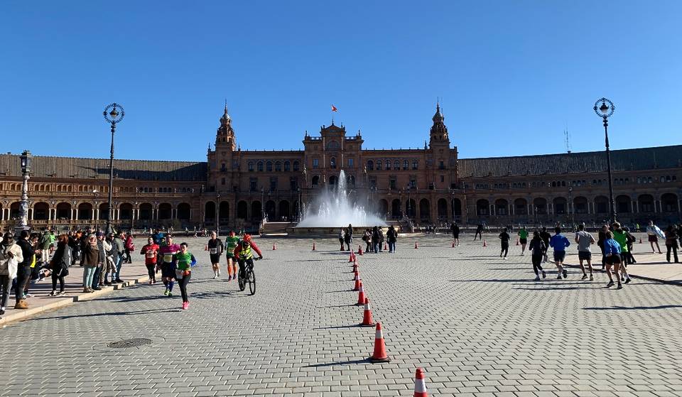 Le semi-marathon de Séville bat un record de participation ce dimanche : parcours définitif et coupures de circulation.